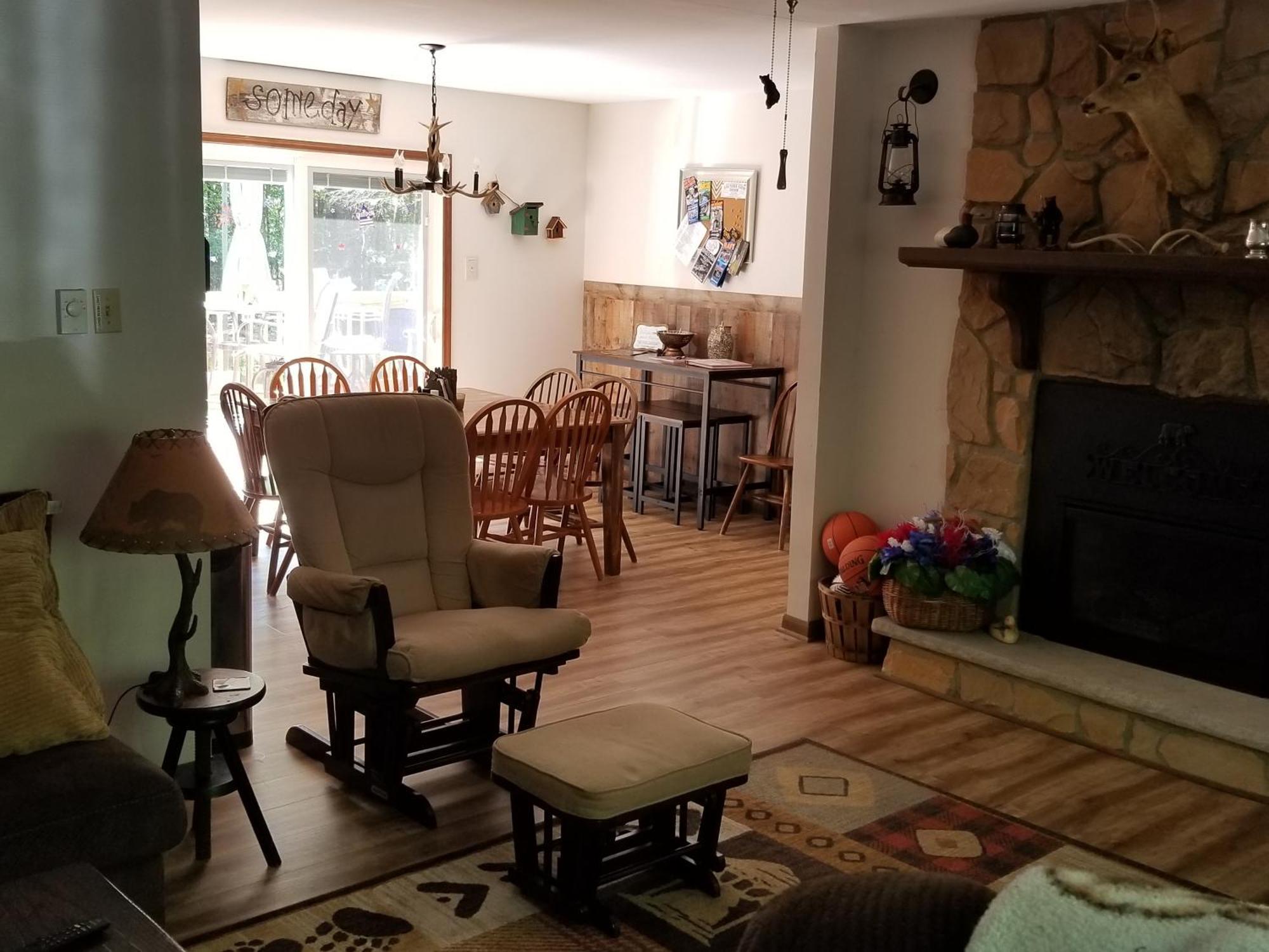 Serenity And Fun All In One In This Cozy Pocono Cabin Jim Thorpe Extérieur photo