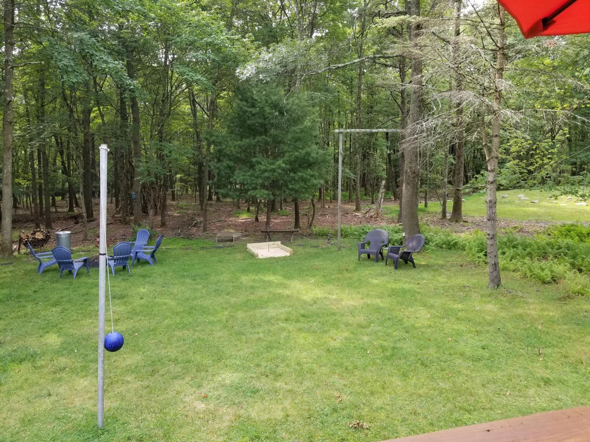 Serenity And Fun All In One In This Cozy Pocono Cabin Jim Thorpe Extérieur photo