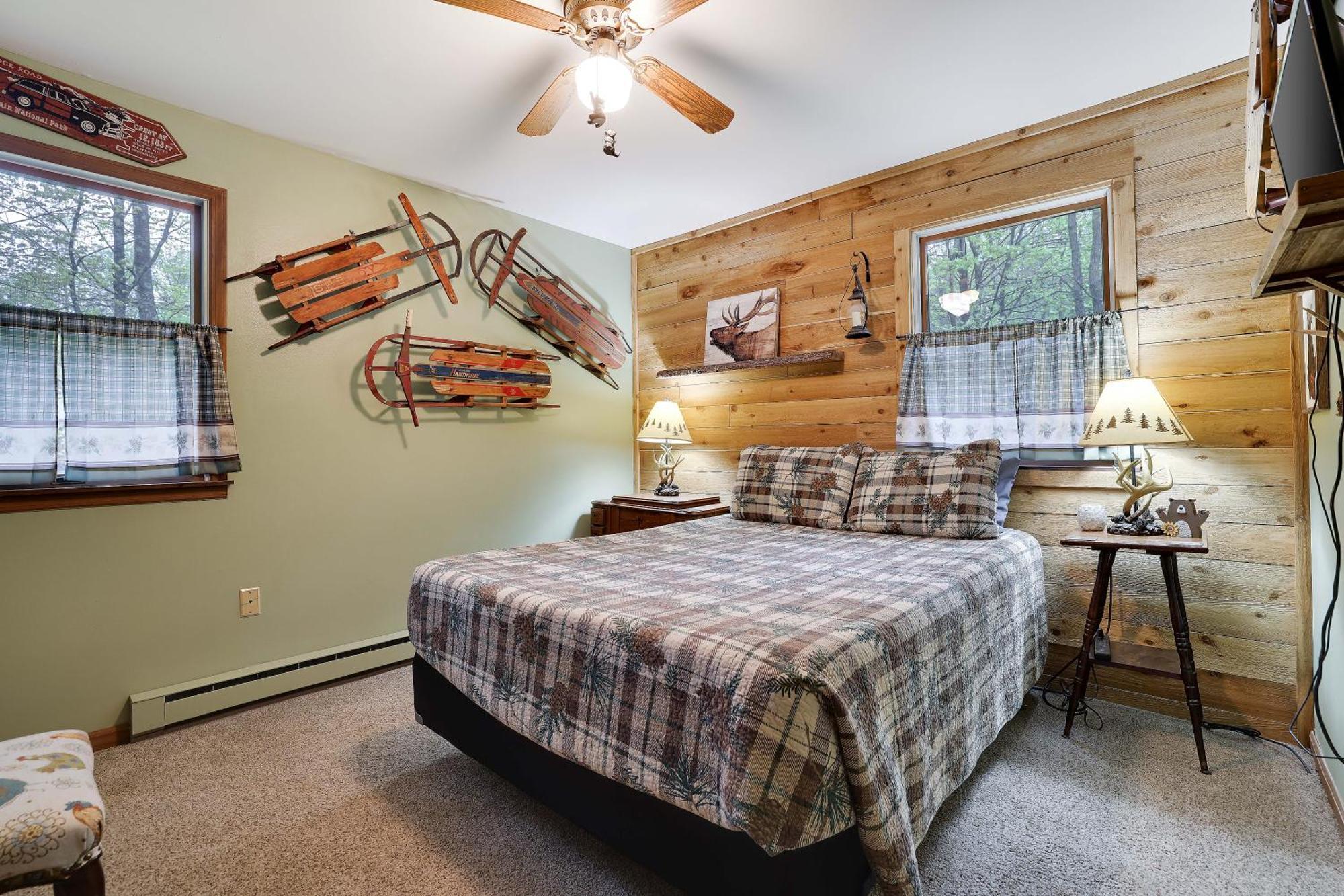 Serenity And Fun All In One In This Cozy Pocono Cabin Jim Thorpe Extérieur photo